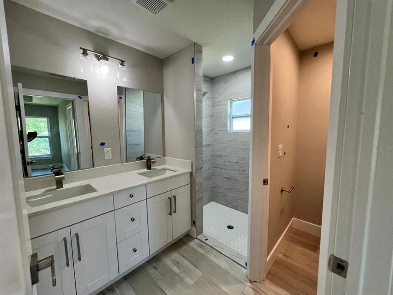 Furnished interior view inside a new home in , Citrus Springs (Image 12).