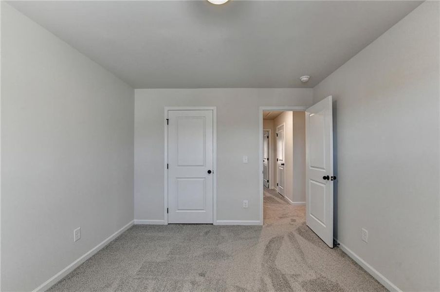 Spacious, unfurnished interior of a new home in , Auburn (Image 24).