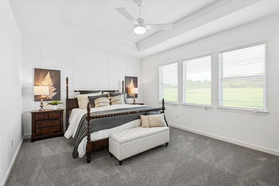 Spacious primary suite