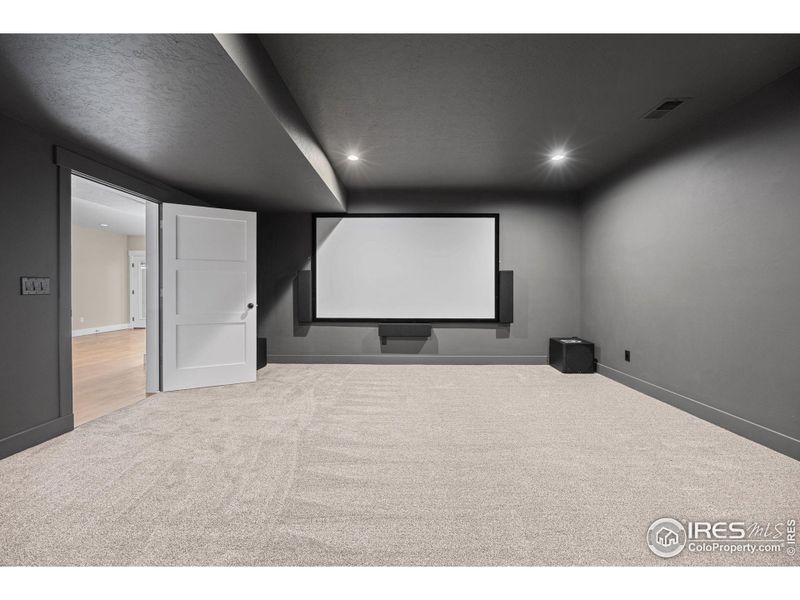 Spacious, unfurnished interior of a new home in , Milliken (Image 34).