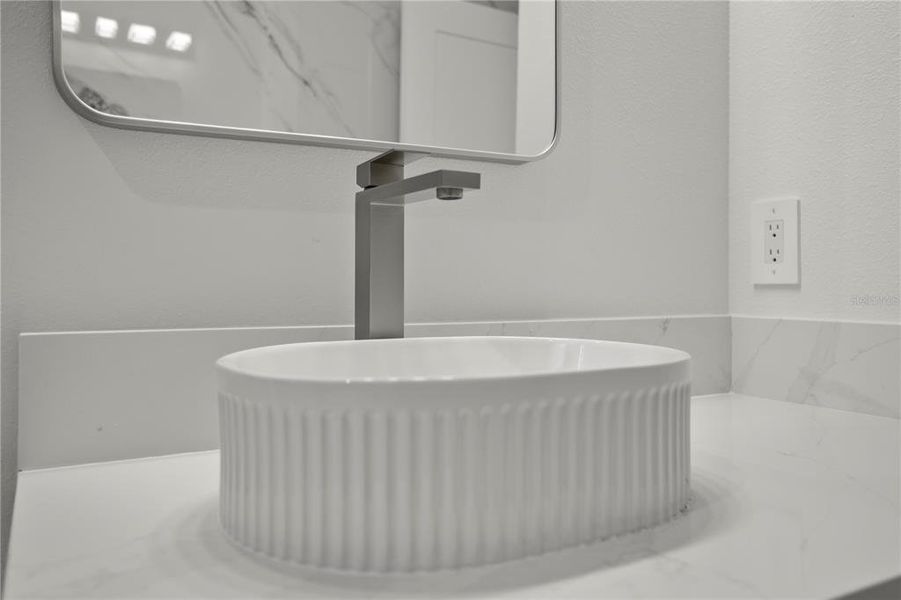 Close-up of interior finishes inside a home in , Eustis (Image 26).