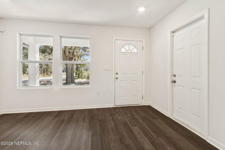Spacious, unfurnished interior of a new home in , Jacksonville (Image 10). Spacious, unfurnished interior of a new home in , Jacksonville (Image 10).