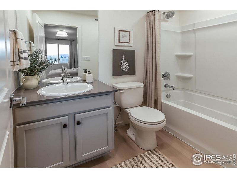 Secondary Bath - PHOTO FROM PREVIOUSLY BUILT HOME