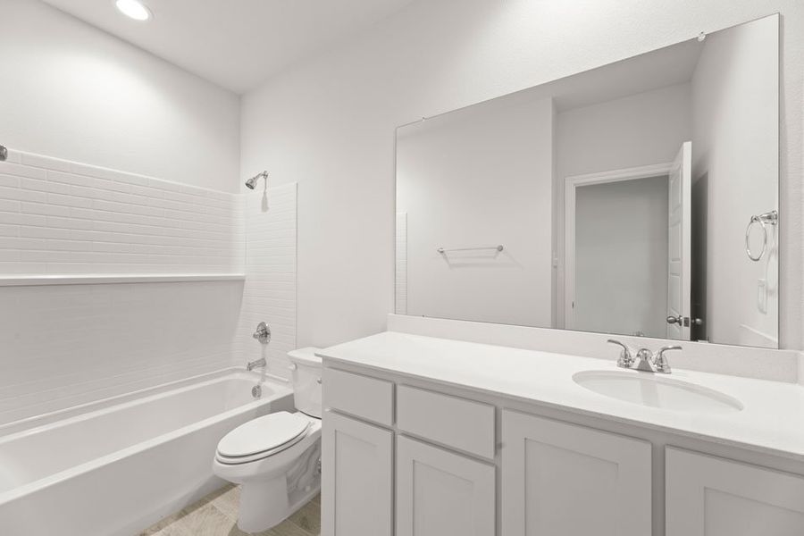 Representative exterior photo of a completed home built from the Hickory by Impression Homes in Creekside Ranch, Blue Ridge, TX (Image 21).