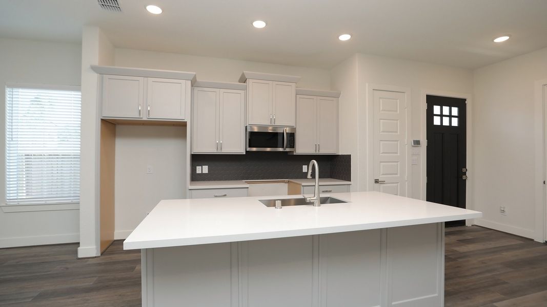 Furnished interior view inside a new home in Independence Heights, Houston (Image 7).