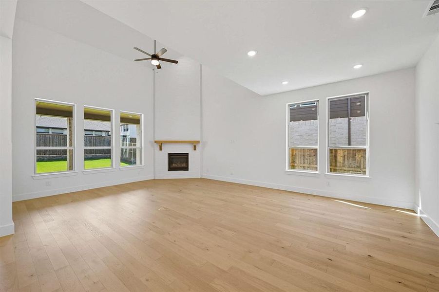 Spacious, unfurnished interior of a new home in Sandbrock Ranch: 50ft. lots, Aubrey (Image 15). Spacious, unfurnished interior of a new home in Sandbrock Ranch: 50ft. lots, Aubrey (Image 15).