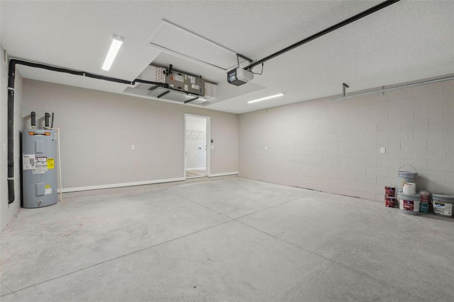 Spacious, unfurnished interior of a new home in , Brooksville (Image 38). Spacious, unfurnished interior of a new home in , Brooksville (Image 38).