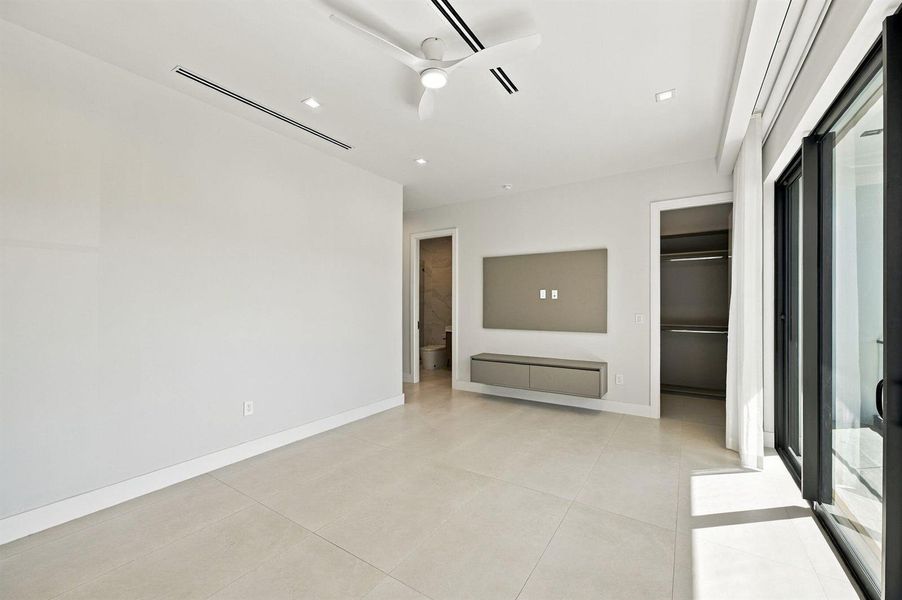 30-web-or-mls-1015-ne-3rd-st