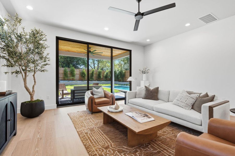 Furnished interior view inside a new home in , Austin (Image 17). Furnished interior view inside a new home in , Austin (Image 17).