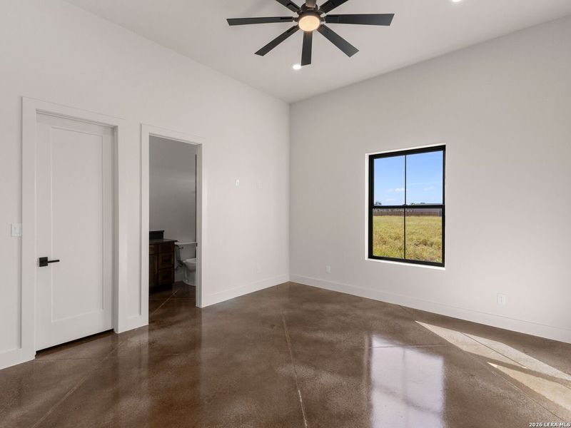 Spacious, unfurnished interior of a new home in , Seguin (Image 26). Spacious, unfurnished interior of a new home in , Seguin (Image 26).