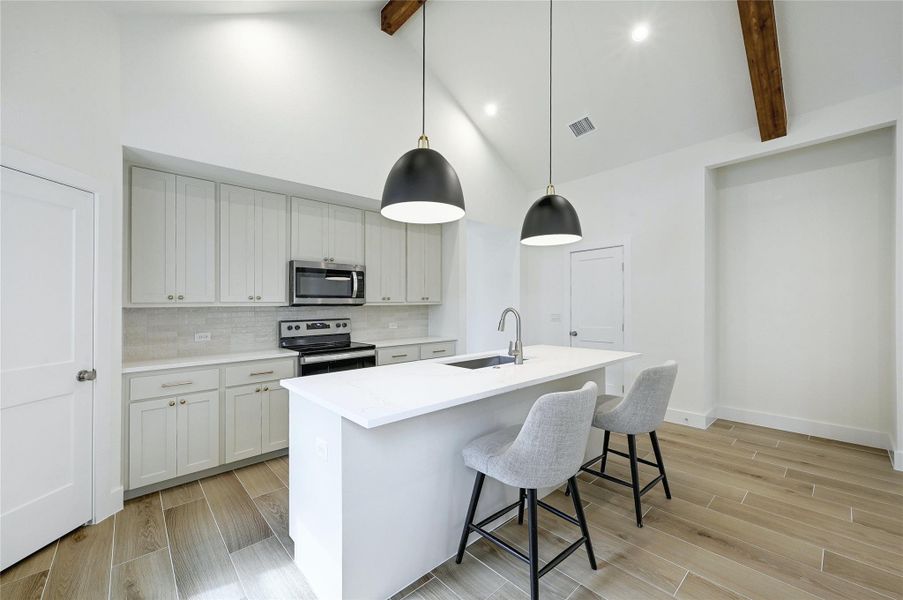 Furnished interior view inside a new home in , Wimberley (Image 7).