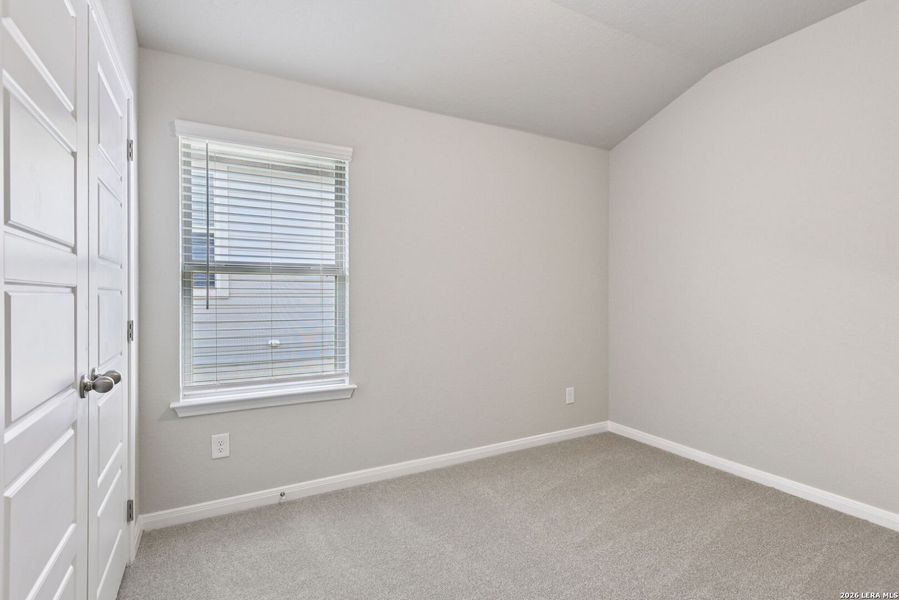 Spacious, unfurnished interior of a new home in Sagebrooke - Premier Series, San Antonio (Image 31).