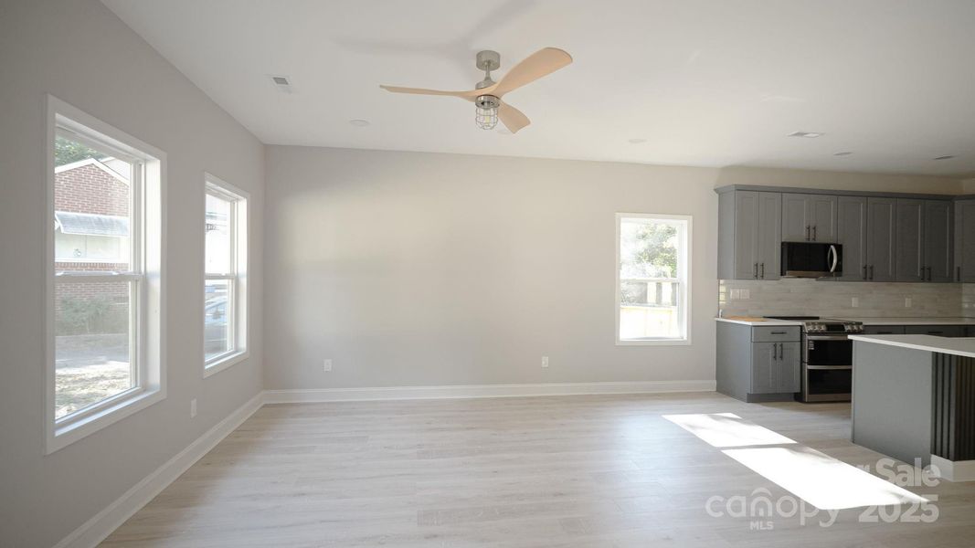 Spacious, unfurnished interior of a new home in , Charlotte (Image 13).