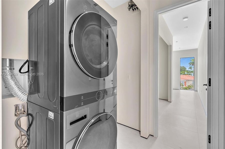 Furnished interior view inside a new home in , Miami (Image 5).