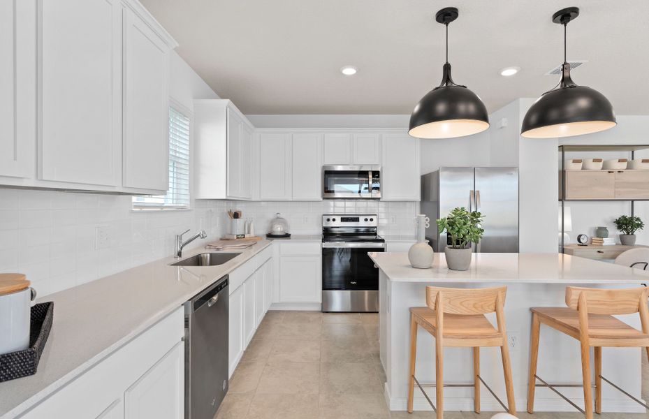 Representative furnished interior of a home built from the Springdale by Pulte Homes in Belle Haven, Davenport (Image 53). Representative furnished interior of a home built from the Springdale by Pulte Homes in Belle Haven, Davenport (Image 53).