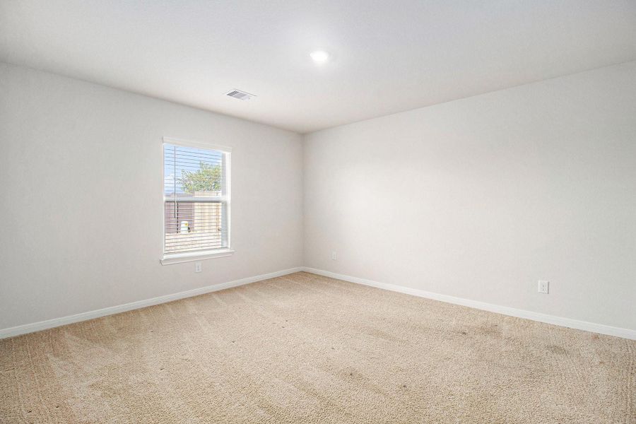 Spacious, unfurnished interior of a new home in Park Vista at El Tesoro, Houston (Image 20).