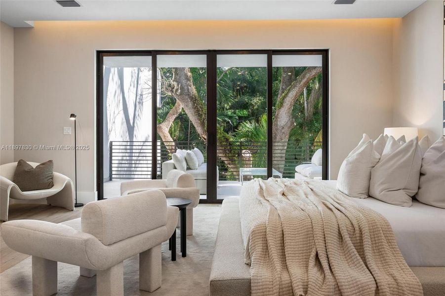 Furnished interior view inside a new home in , Miami (Image 16). Furnished interior view inside a new home in , Miami (Image 16).