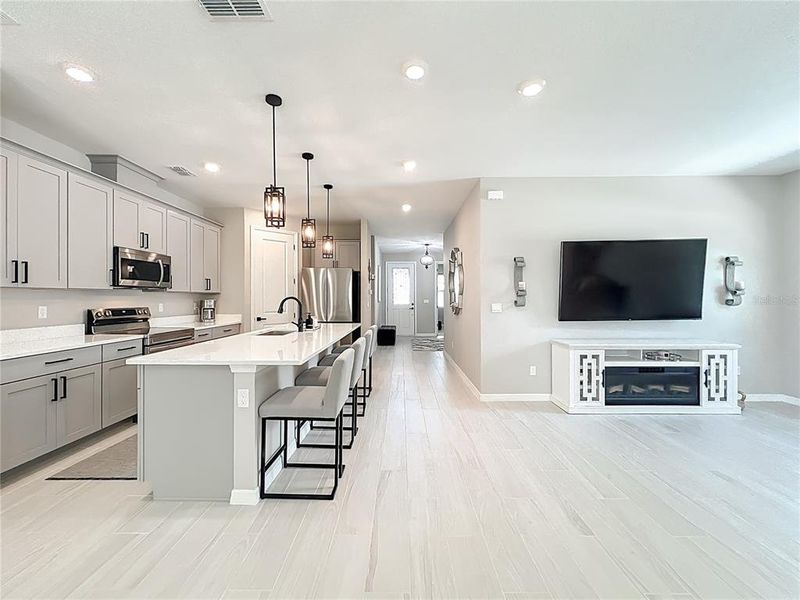 Furnished interior view inside a new home in , Clermont (Image 11).