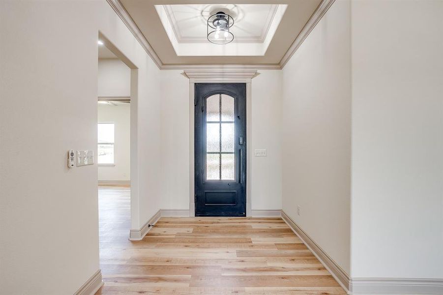 Spacious, unfurnished interior of a new home in , Nemo (Image 20).