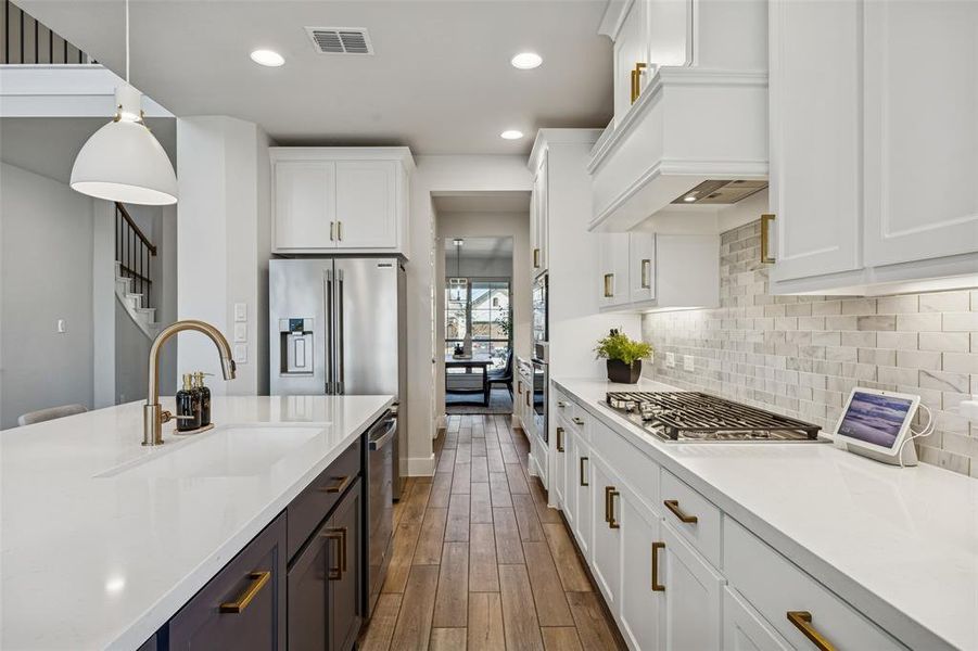 Furnished interior view inside a new home in , McKinney (Image 13). Furnished interior view inside a new home in , McKinney (Image 13).