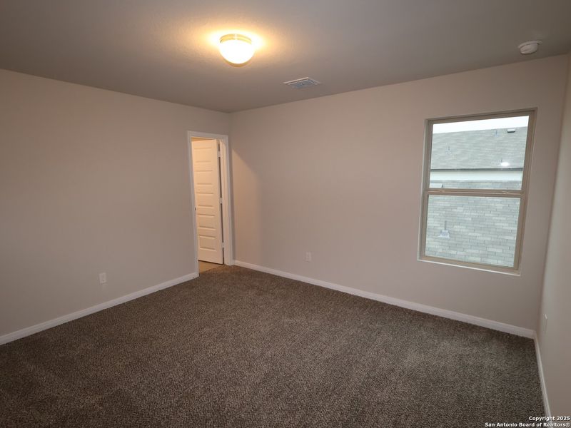 Spacious, unfurnished interior of a new home in Paloma Park, Converse (Image 39). Spacious, unfurnished interior of a new home in Paloma Park, Converse (Image 39).