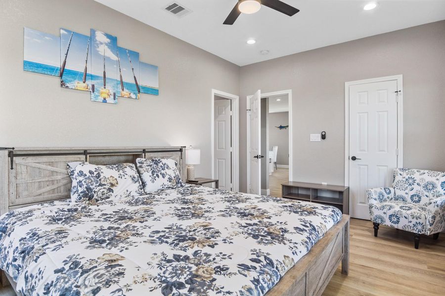 Furnished interior view inside a new home in , Bolivar (Image 11).