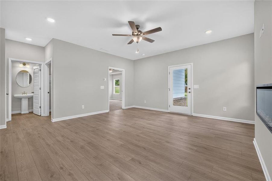 Spacious, unfurnished interior of a new home in Glen at Cave Springs, Douglasville (Image 33).