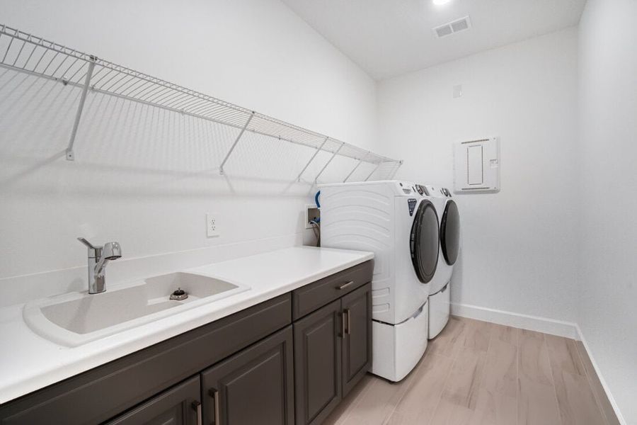 Furnished interior view inside a new home in Harvest at Ovation, Winter Garden (Image 16). Furnished interior view inside a new home in Harvest at Ovation, Winter Garden (Image 16).