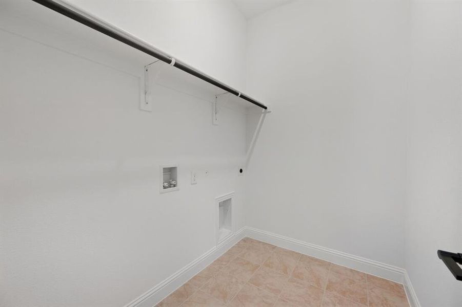 4225 Tawakoni Drive ~ Ready Now