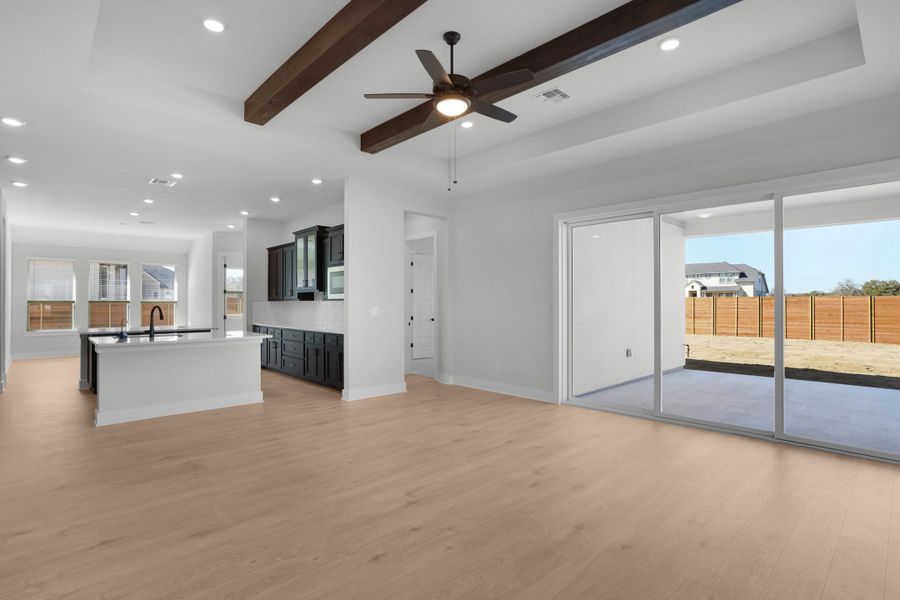 Spacious, unfurnished interior of a new home in Berry Creek Highlands, Georgetown (Image 11).