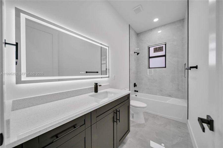 Furnished interior view inside a new home in , Cape Coral (Image 17).