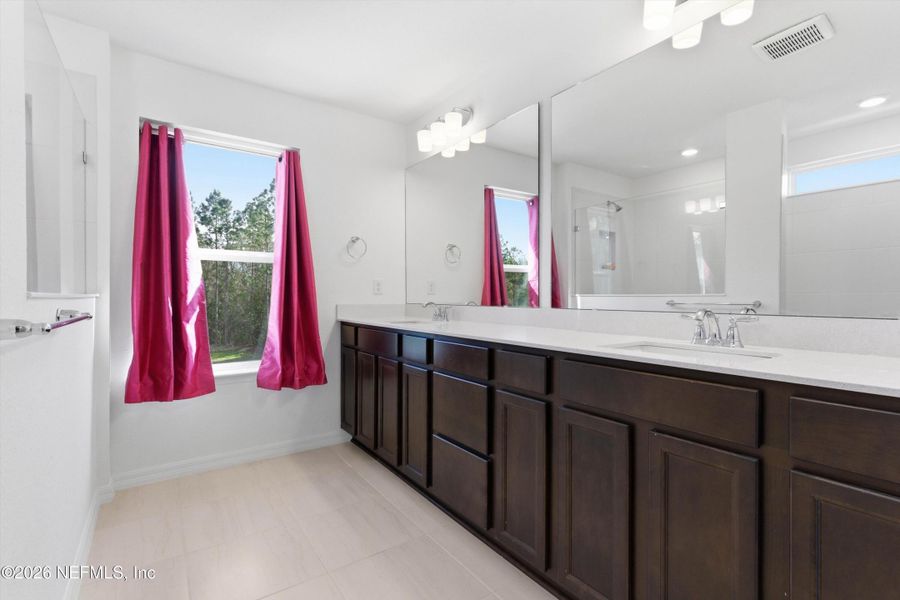 Furnished interior view inside a new home in , Middleburg (Image 15). Furnished interior view inside a new home in , Middleburg (Image 15).