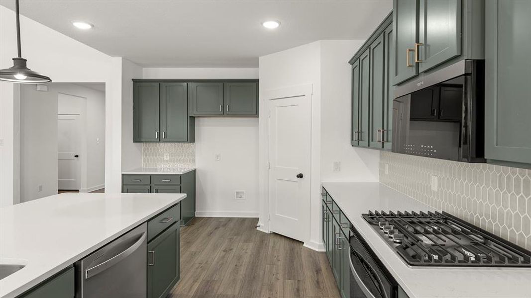 09. 1924 Bobbin Mill - Kitchen (3)