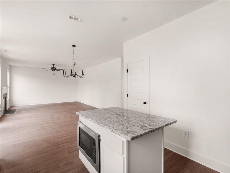 Spacious, unfurnished interior of a new home in , Mansfield (Image 17).