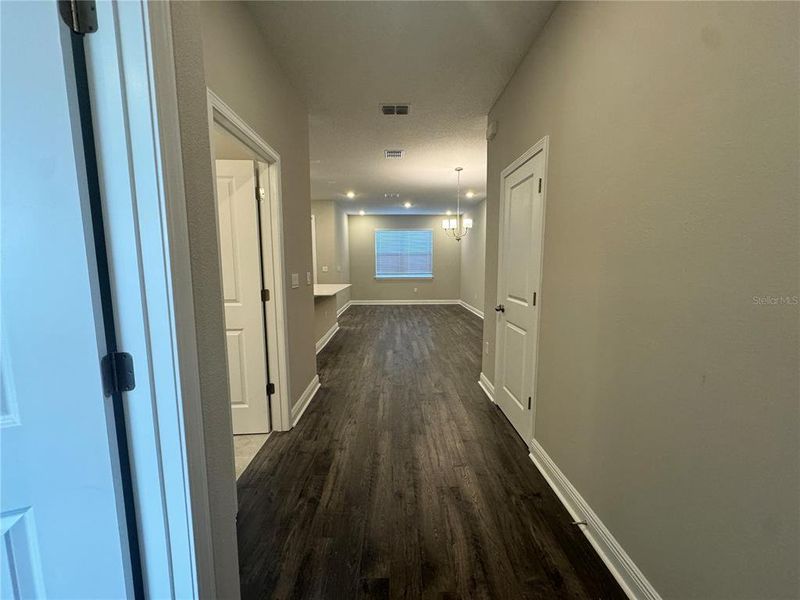 Spacious, unfurnished interior of a new home in , Winter Garden (Image 18).