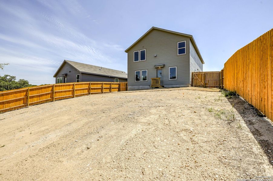 Exterior details and patio area of a home in , San Antonio (Image 22).