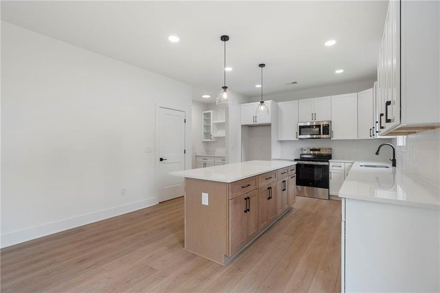 Furnished interior view inside a new home in , Hiram (Image 10).