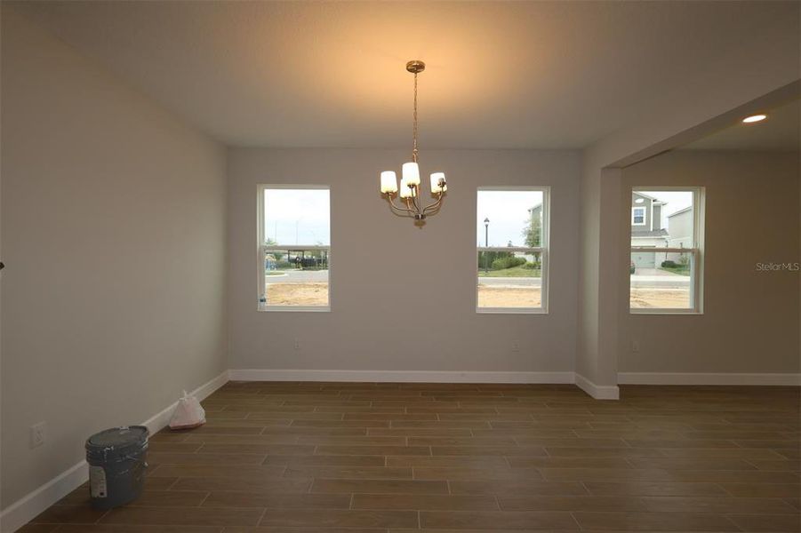 Spacious, unfurnished interior of a new home in Emerson Pointe, Apopka (Image 23).