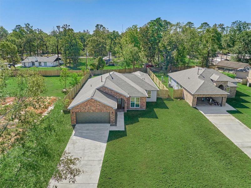Savor privacy and space with this oversized .688 acre lot in the community of Spring Hills! Savor privacy and space with this oversized .688 acre lot in the community of Spring Hills!