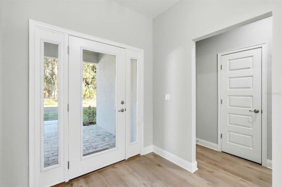 Spacious, unfurnished interior of a new home in , New Smyrna Beach (Image 41).