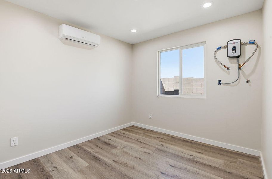 41-web-or-mls-9192 W Rafael Dr Arizona C