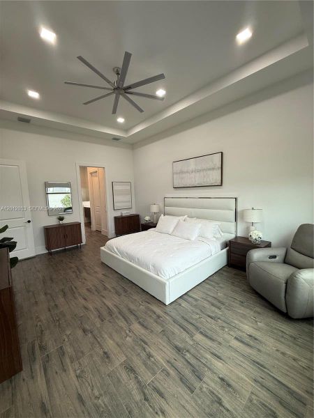 Furnished interior view inside a new home in , Port St. Lucie (Image 33).