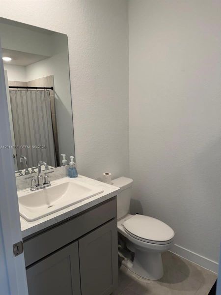 Furnished interior view inside a new home in , Pompano Beach (Image 14).