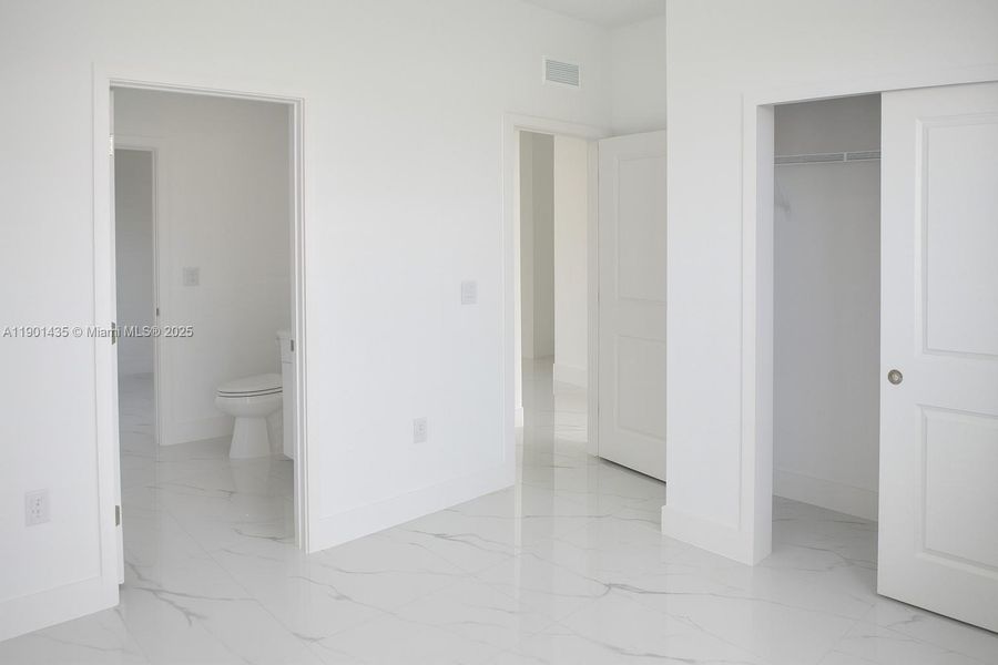 Image 22 of a home in .