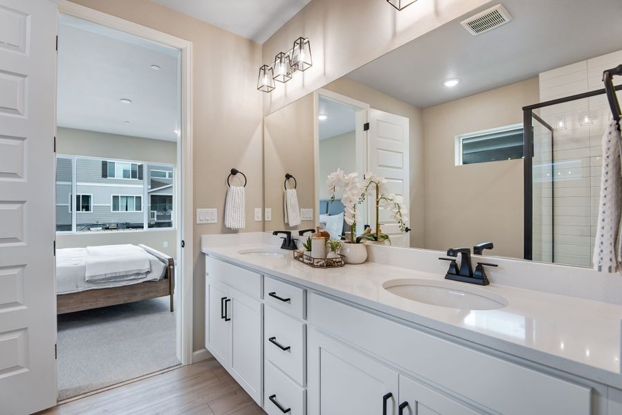 Furnished interior view inside a new home in Reunion, Commerce City (Image 35).