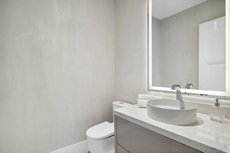 Furnished interior view inside a new home in , Boca Raton (Image 49). Furnished interior view inside a new home in , Boca Raton (Image 49).