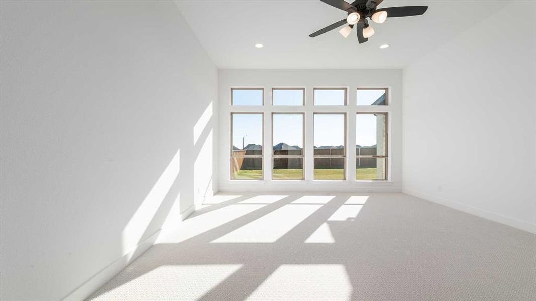 Spacious, unfurnished interior of a new home in Ventana 70', Fort Worth (Image 13).