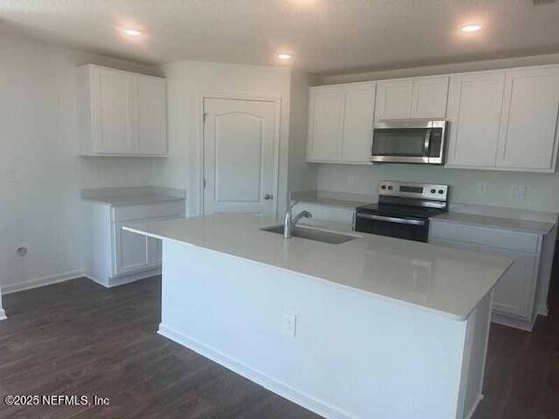 Furnished interior view inside a new home in Rookery, Green Cove Springs (Image 7).