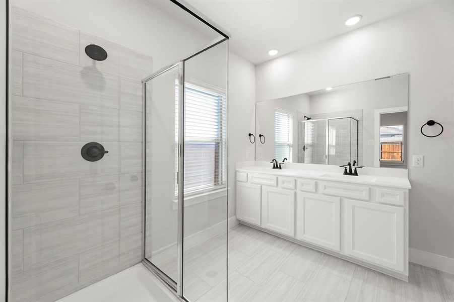 20. 2352 Bell - Bath