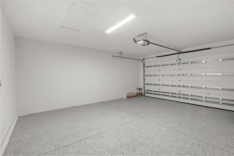 Spacious, unfurnished interior of a new home in Shellstone at Waterside, Sarasota (Image 10).